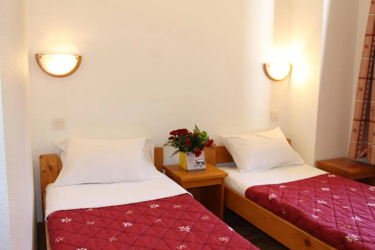 Residence Saboia B54 Cles Blanches Courchevel La Tania Apartment